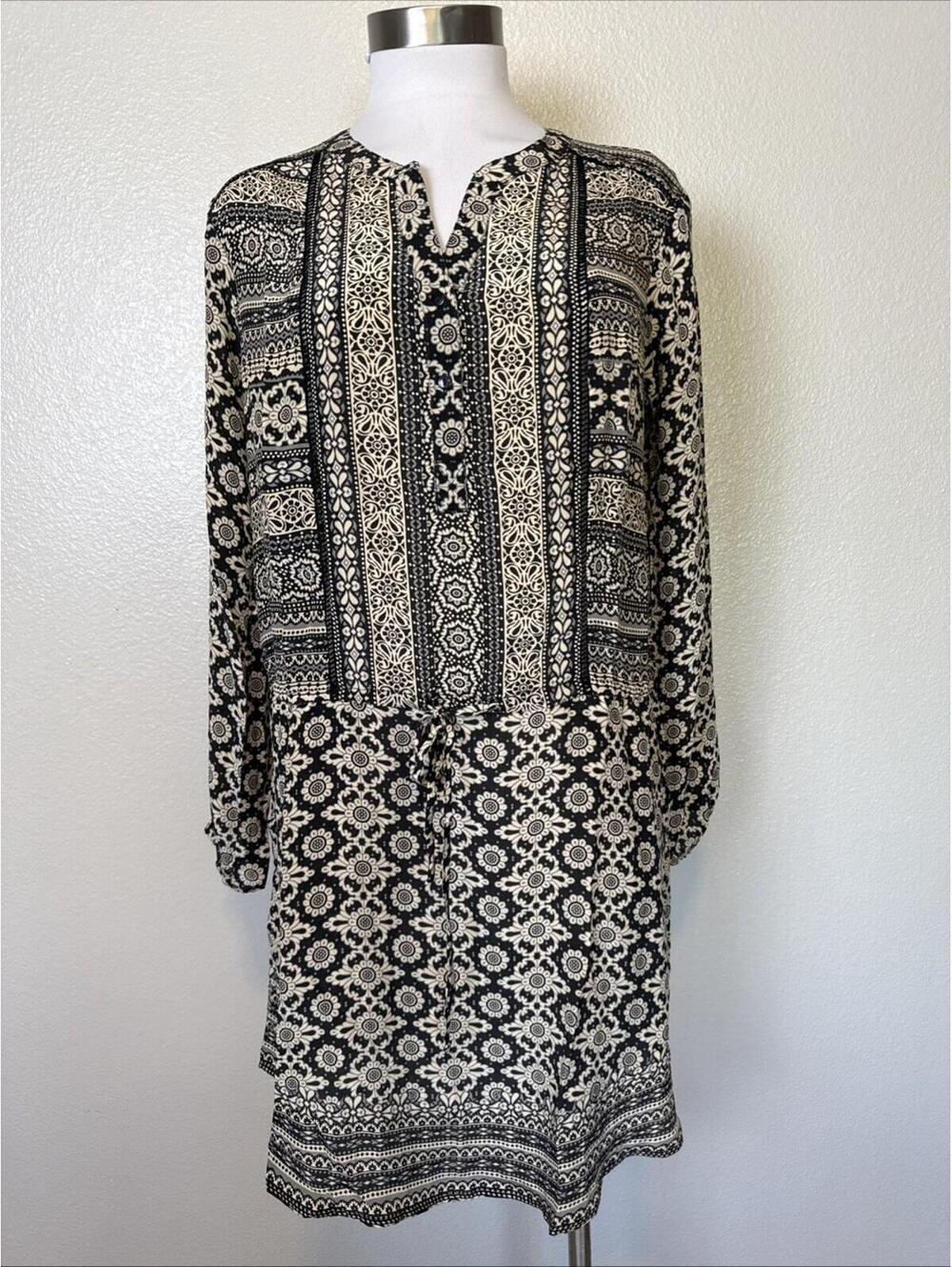 Tolani 100% Silk Isabella Tunic Geometric Black Cream M Boho Resortwear NWT